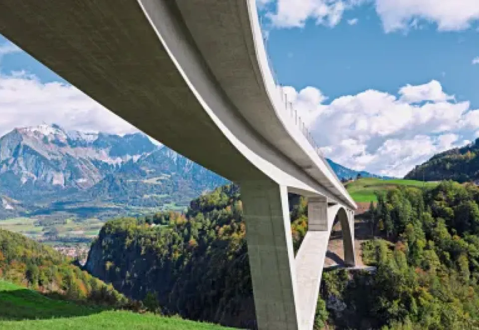 lafargeholcim_switzerland_bridge_tamina_2.jpg