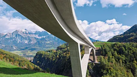 lafargeholcim_switzerland_bridge_tamina_2.jpg